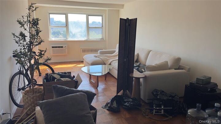 Property Photo:  3240 Riverdale Avenue 3J  NY 10463 