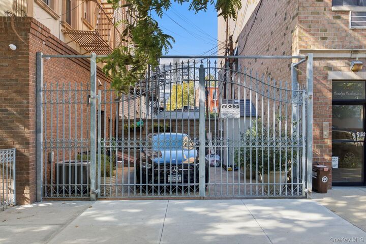 Property Photo:  332 Manhattan Avenue  NY 11211 
