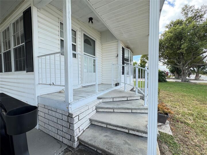 Property Photo:  35145 Garber Ln Lot 167  FL 33541 