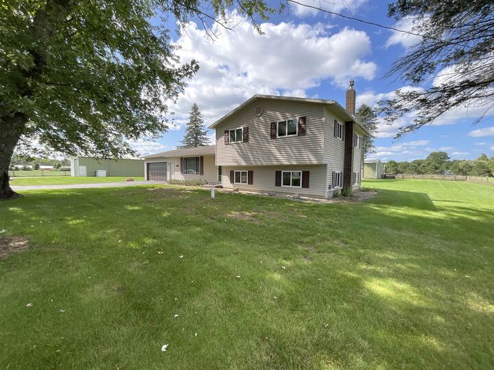 Property Photo:  191 N Hockaday Road  MI 48624 