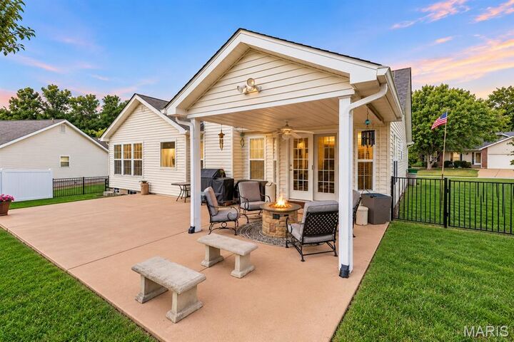 Property Photo:  207 Gran Vista  MO 63028 