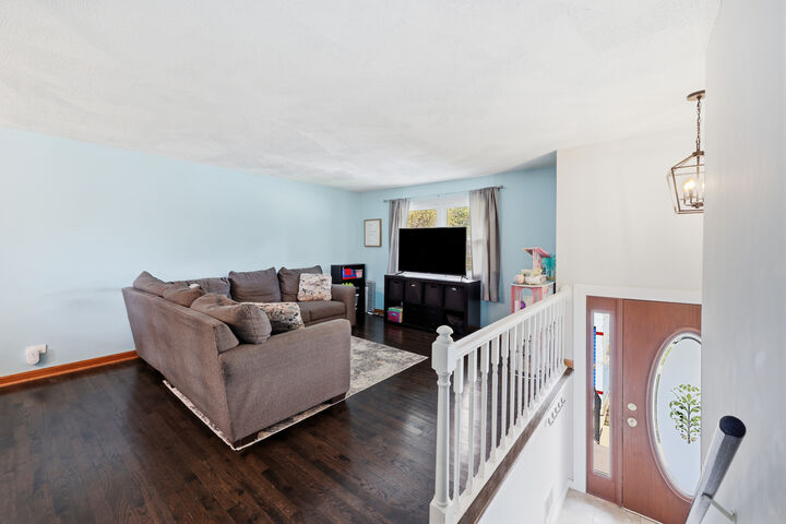 Property Photo:  1419 Hampton Lane  IL 60193 