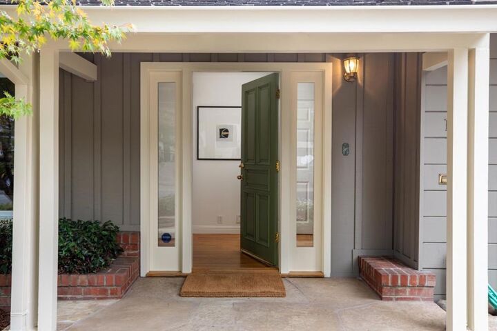 Property Photo: 1331 Cotton Street CA 94025