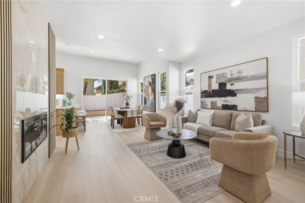 Property Photo:  4 Via Jacinto  CA 92688 