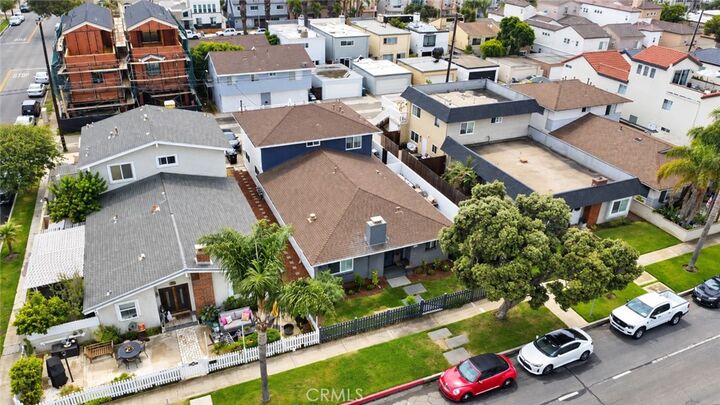 Property Photo:  522 17th  CA 92648 