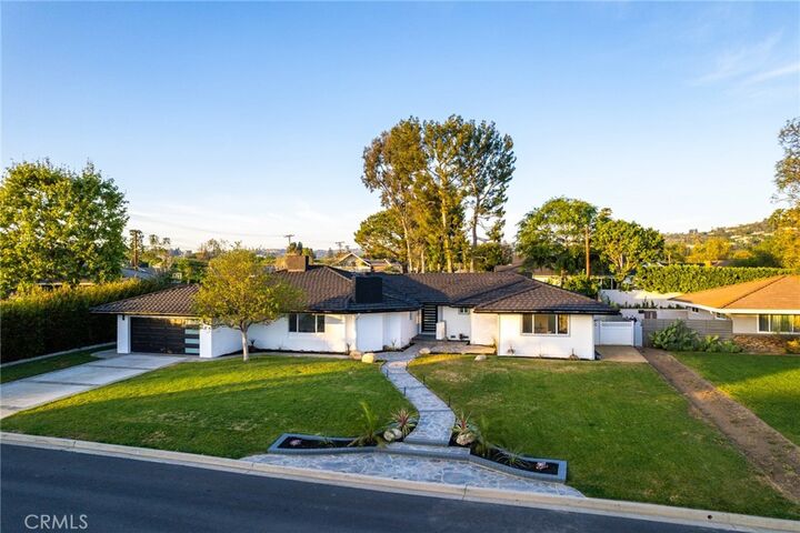 Property Photo:  1271 Brittany Cross  CA 92705 