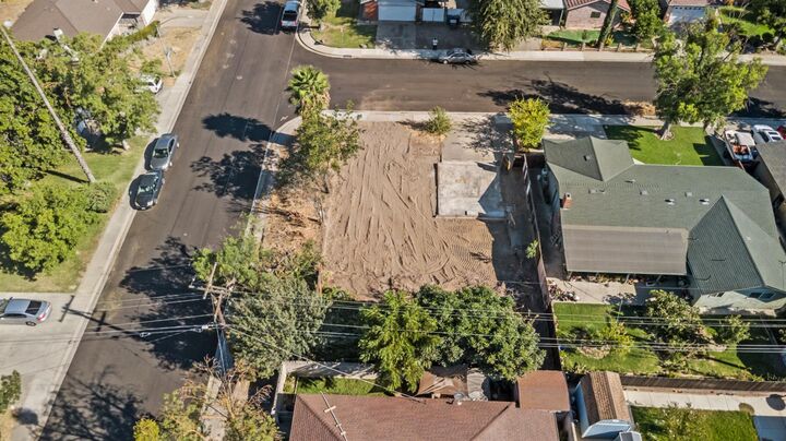 Property Photo: 1648 Ascot Drive CA 95350