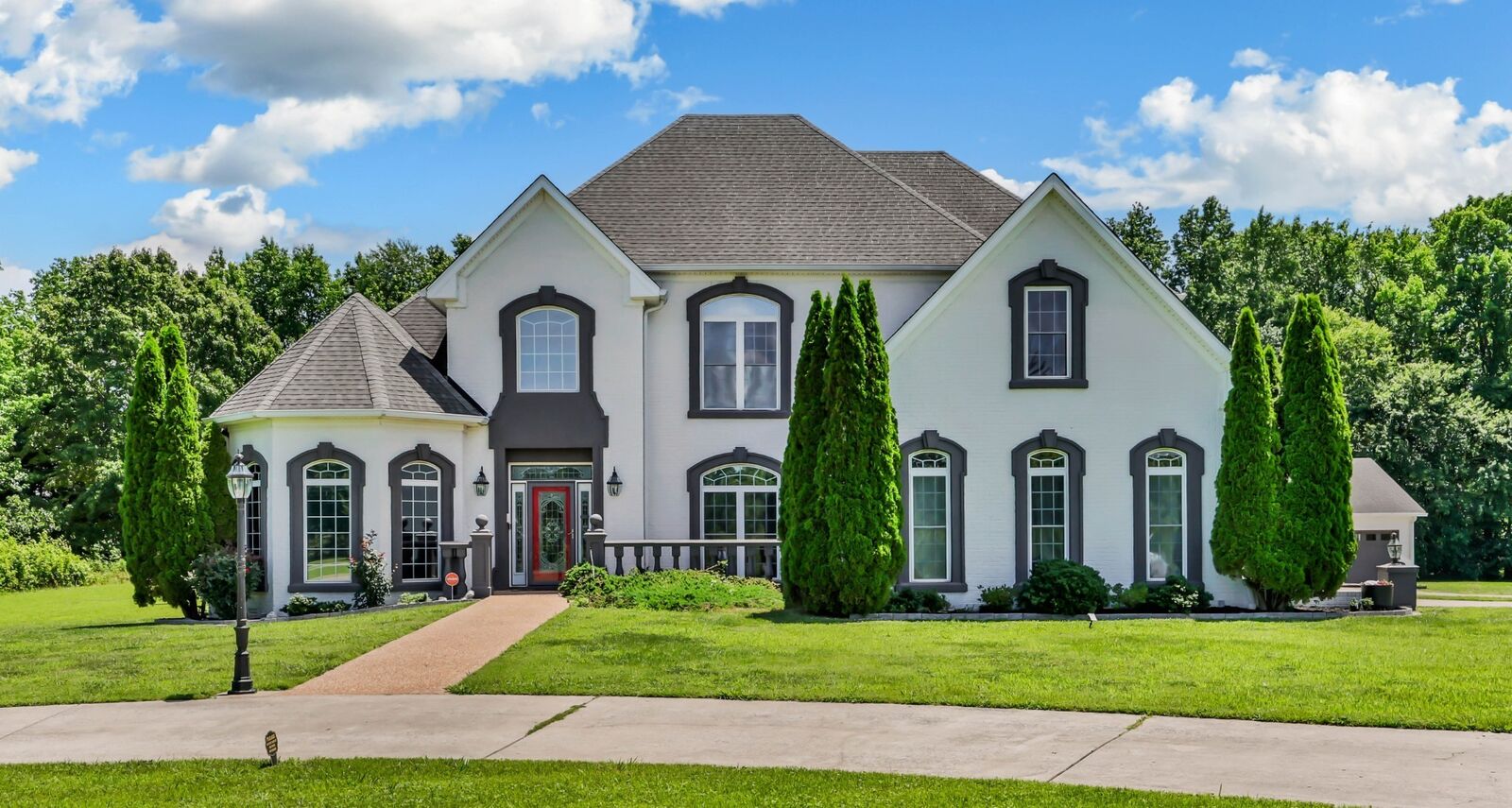 Property Photo: 865 Butts Dr TN 37042