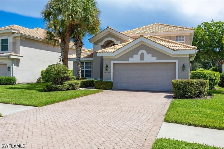 Property Photo: 11740 Carradale Court FL 34120