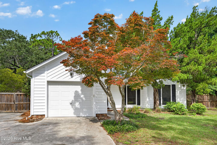 Property Photo:  3412 Sparrow Hawk Court  NC 28409 