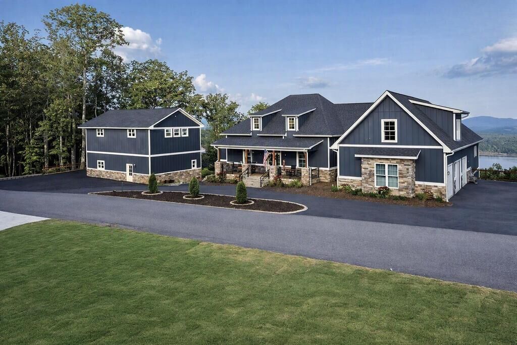 Property Photo:  609 Winding Ridge  GA 30512 