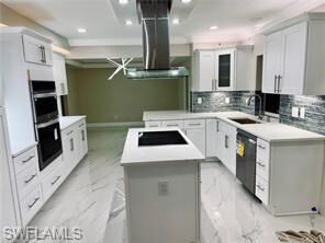 Property Photo:  1927 SW 31st Ter  FL 33914 
