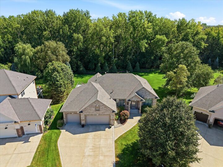Property Photo:  2968 Aspen Lake Drive NE  MN 55449 