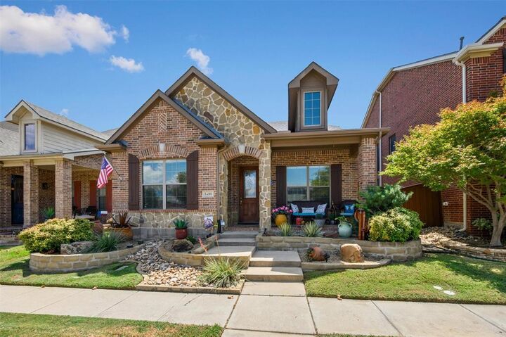 Property Photo:  1480 Bristol Lane  TX 75077 