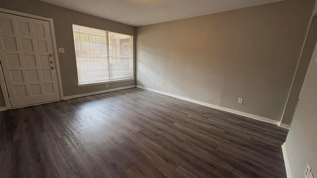 Property Photo:  7208 Larchway Drive  TX 75232 