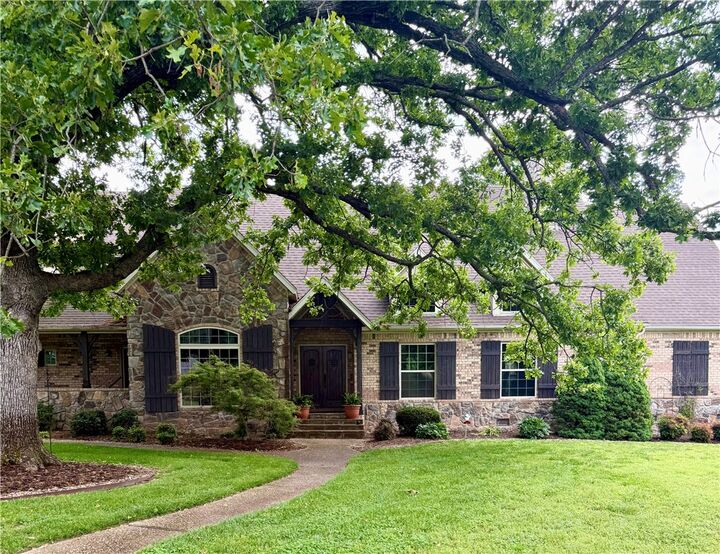 Property Photo:  10822 Millstead Lane  AR 72712 