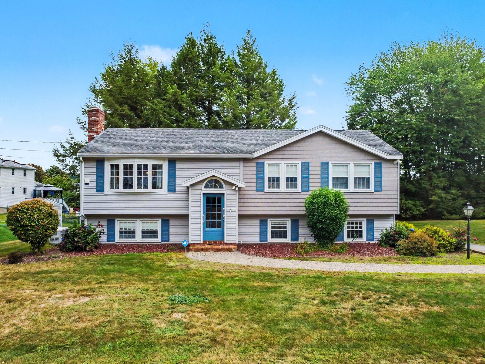 Property Photo: 6 Partridge Rd MA 01844
