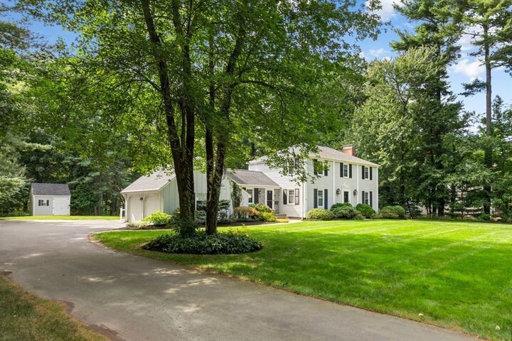 Property Photo:  24 Edgemere Rd  MA 01940 