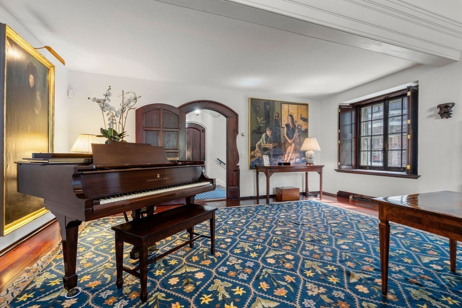 Property Photo:  1 West Hill Place  MA 02114 