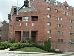 Property Photo: 44 Elm St 106 MA 01609