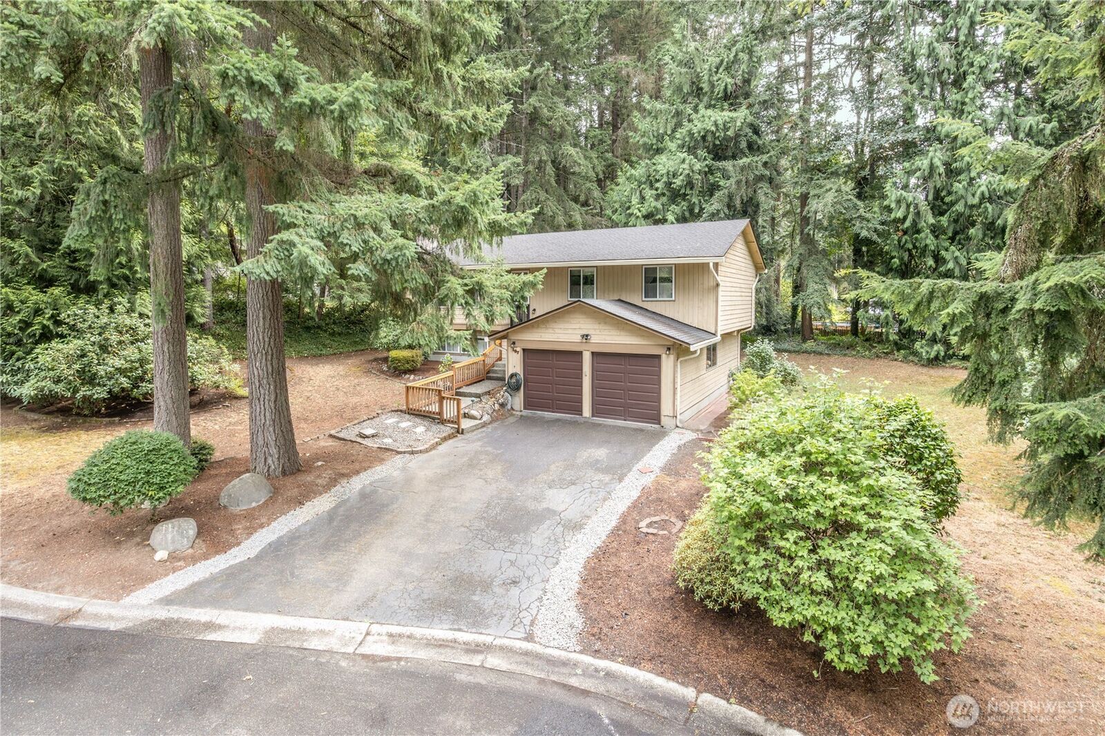 Property Photo: 187 NW Bridle Ridge Place WA 98311