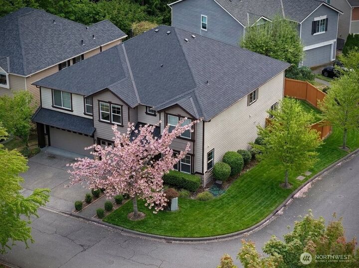 Property Photo:  8323  229th Drive NE  WA 98053 