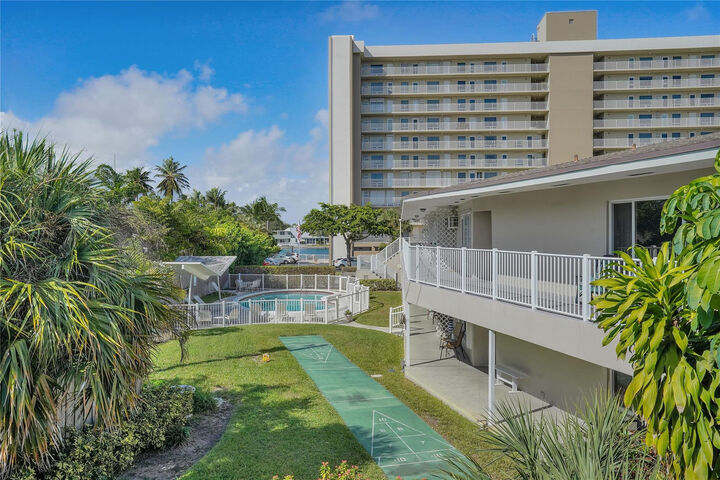 Property Photo: 2501 N Ocean Boulevard N 16 FL 33062