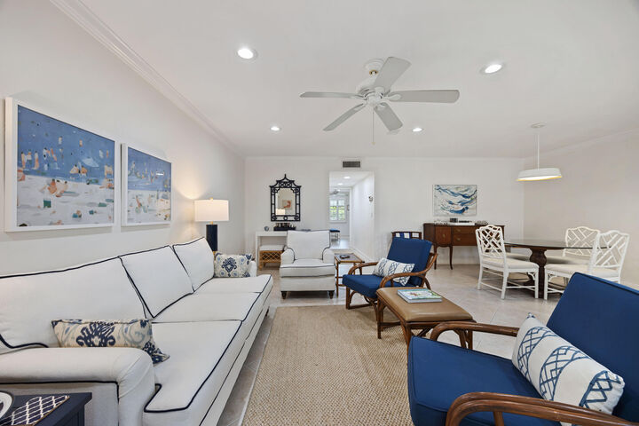 Property Photo:  1082 North Drive B  FL 33445 