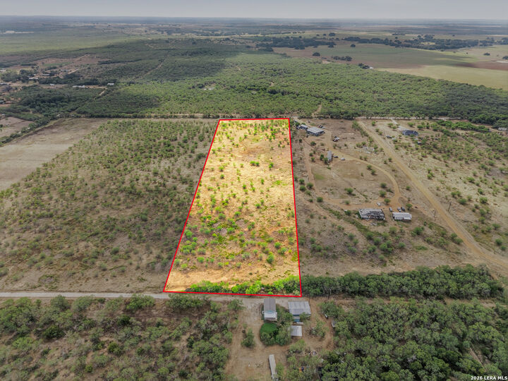 Property Photo:  877 County Road 106  TX 78114 