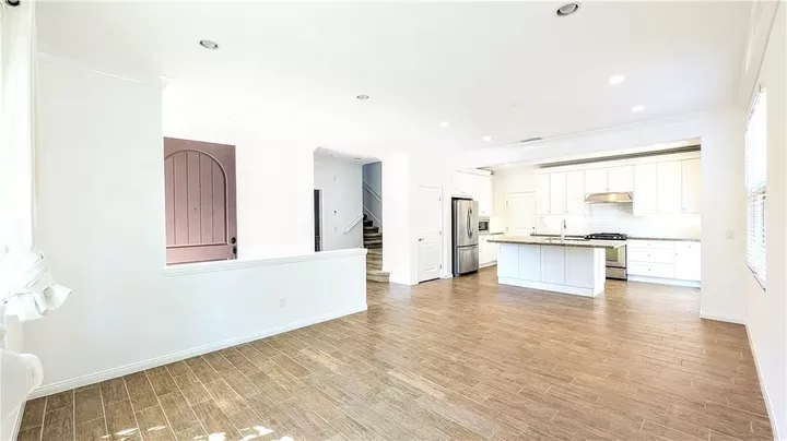 Property Photo:  85 Thornhurst  CA 92620 