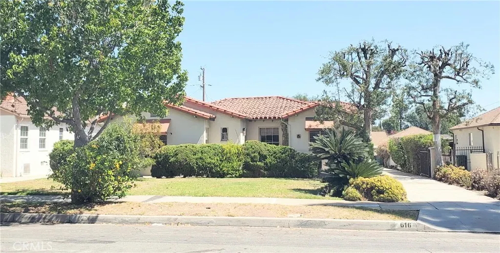 Property Photo: 616 N Hidalgo CA 91801