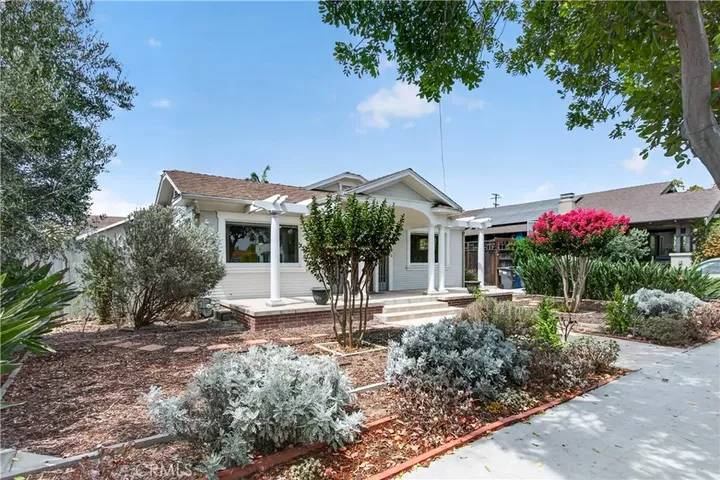 Property Photo:  261 Wisconsin  CA 90803 