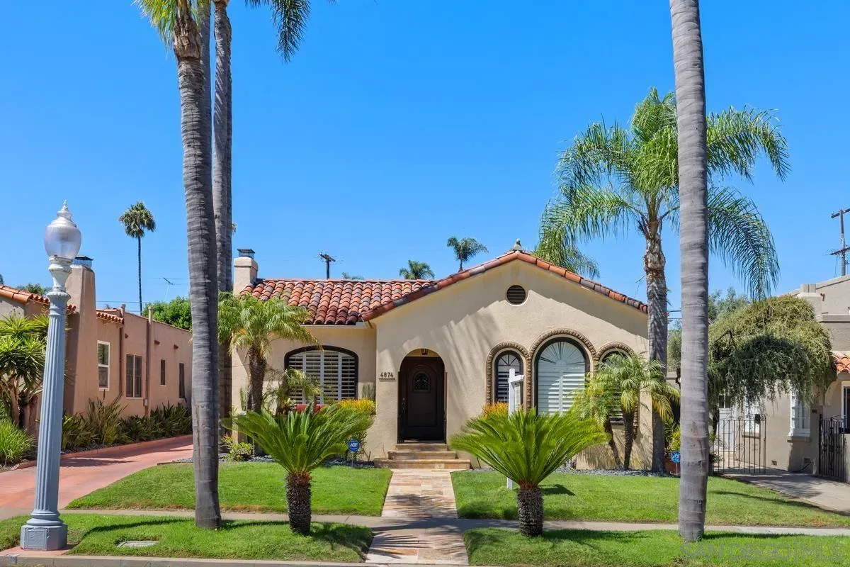 Property Photo:  4874 Edgeware Road  CA 92116 
