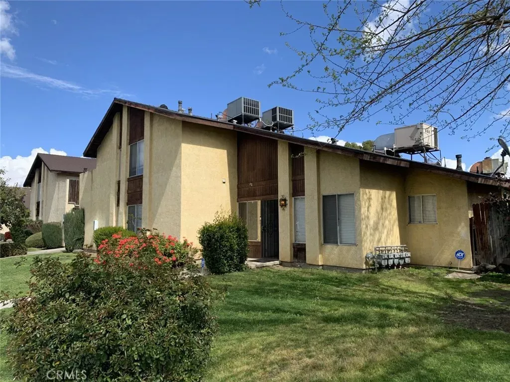 Property Photo:  2508 Ashe Road  CA 93309 