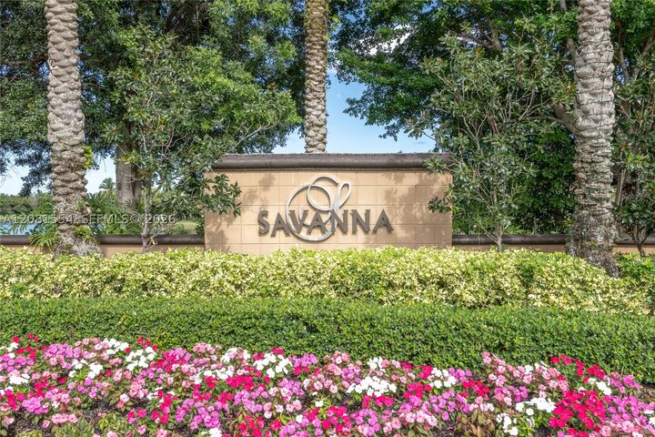 Property Photo:  1619 Orion Ln  FL 33327 