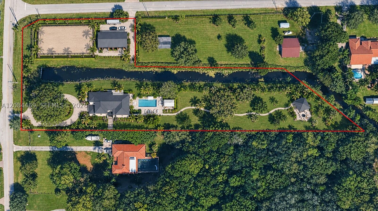 Property Photo:  4800 SW 178th Ave  FL 33331 