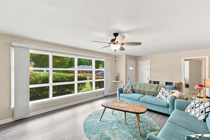 Property Photo:  731 Dixie Ave  AL 35630 