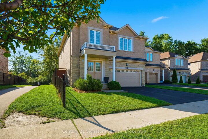 Property Photo: 322 Comiskey Crescent ON L5W 0C5