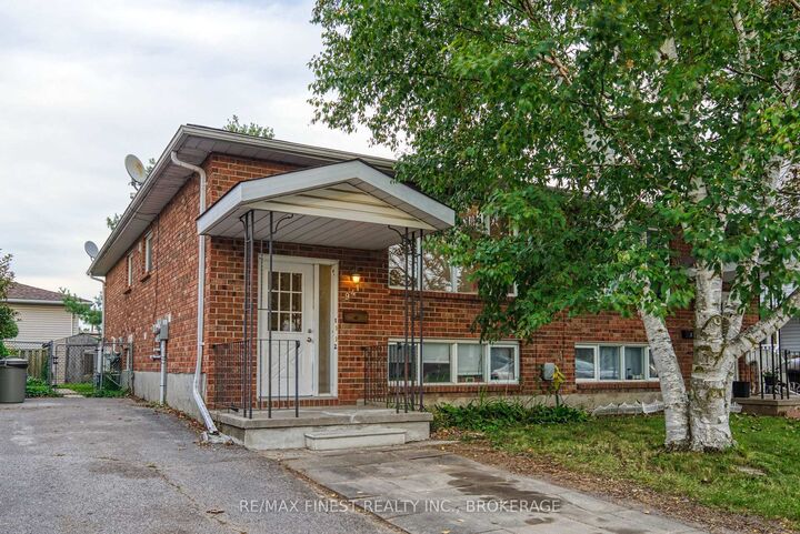 Property Photo:  941 Warburton Crescent  ON K7M 8L1 
