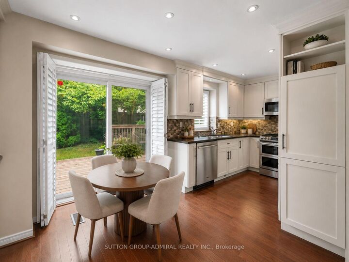 Property Photo:  19 Jessica Gardens  ON L4J 3G1 