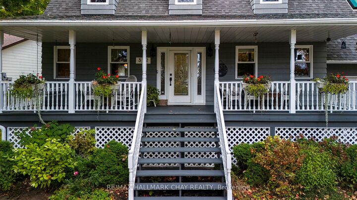 Property Photo:  372 Lakewood Drive  ON L4R 5H5 