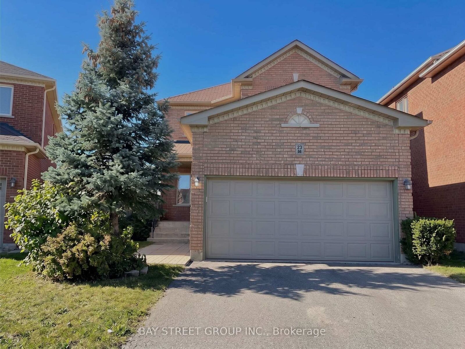 Property Photo: 23 Eagle Peak Drive ON L4S 2W3