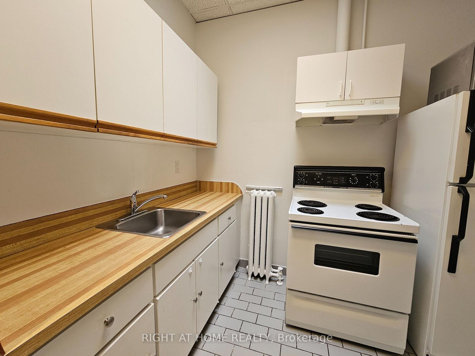 Property Photo:  516 Yonge Street 6  ON M4Y 1X9 