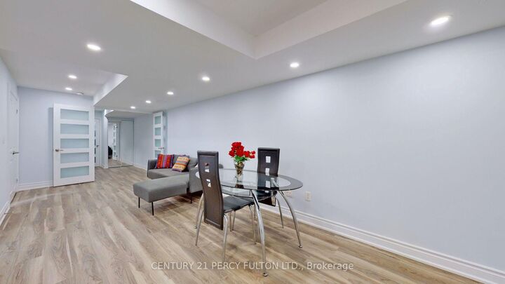 Property Photo:  72 Mohandas Drive Bsmt  ON L3S 0E4 