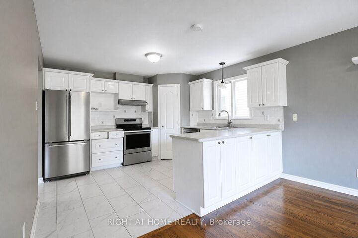 Property Photo:  18 Roberge Crescent  ON K2L 4G6 