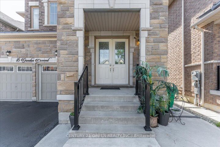 Photo de la propriété:  16 Grendon Crescent W  ON L6X 5N4 