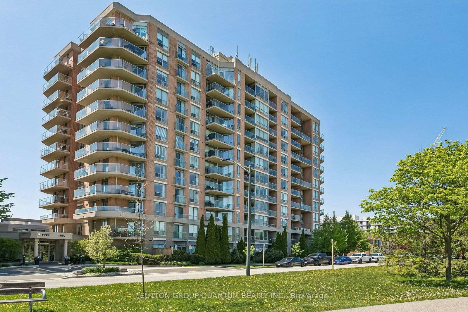 Property Photo:  1150 Parkwest Place 307  ON L5E 3K4 