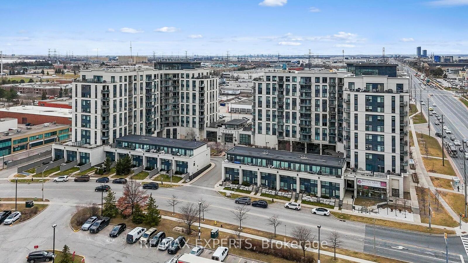 Photo de la propriété:  12 Woodstream Boulevard 201  ON L4L 8C4 