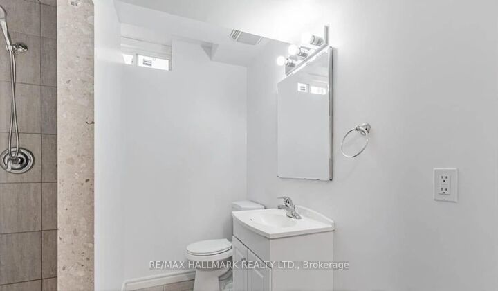 Property Photo:  1673 Northfield Avenue  ON L1K 0K7 