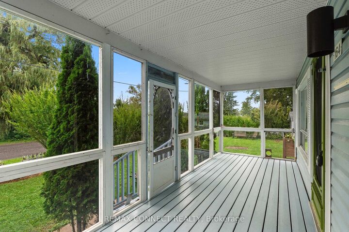 Property Photo:  164 Harbour Street  ON K0K 1H0 